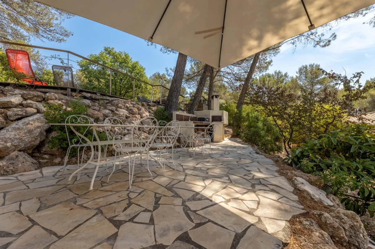 Photo 5 - Maison 6 pièces - 210m2 - Piscine et vue dégagée sur les pins - Commerces à pied 