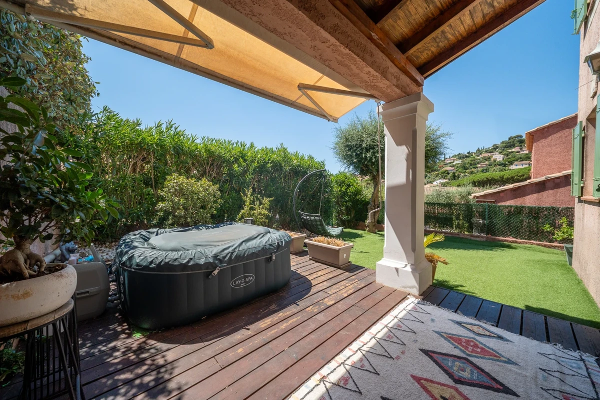 Photo 5 - MAISON DE CHARME AVEC JARDIN PROCHE PLAGES À CAVALAIRE SUR MER