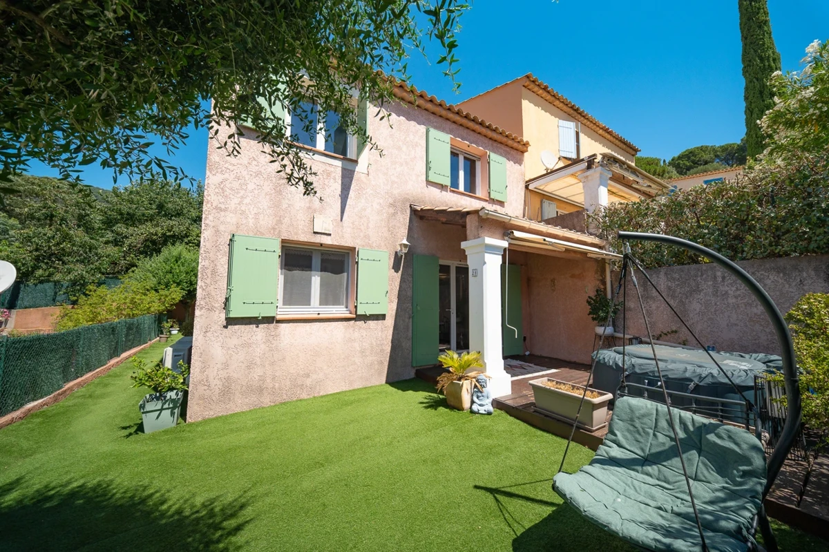 Photo 4 - MAISON DE CHARME AVEC JARDIN PROCHE PLAGES À CAVALAIRE SUR MER