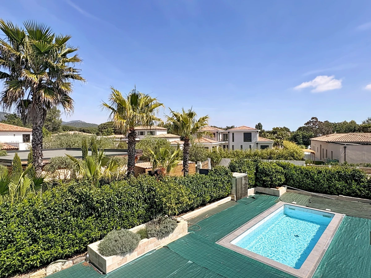 Photo 5 - VILLA MODERNE NEUVE PROCHE VILLAGE À GRIMAUD