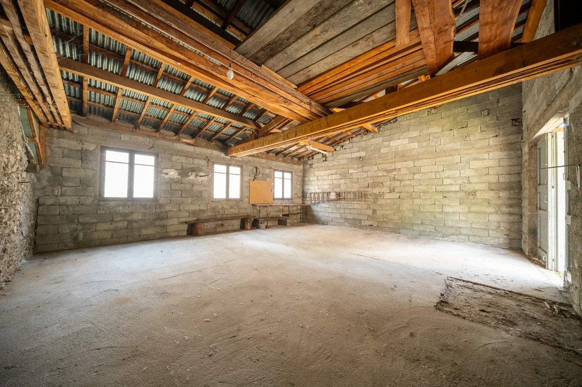 Photo 2 - Maison 220 m² à rénover - centre village.