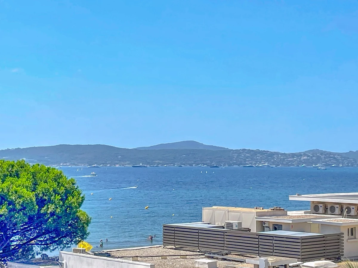 Photo 1 - APPARTEMENT VUE MER RÉNOVÉ PROCHE PLAGE & PORT À SAINTE MAXIME