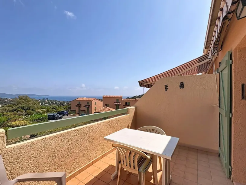 Maison Eguilles 170 m2, calme absolu, vue dégagée — 8