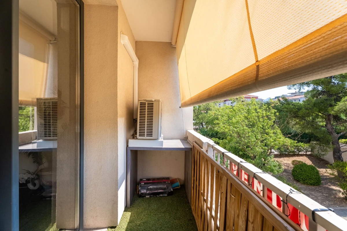 Photo 5 - Appartement 4 pièces avec balcons, cave et  ascenseur 