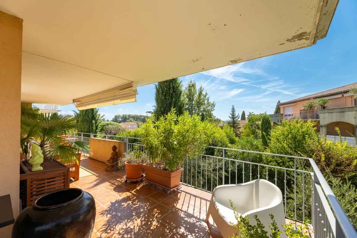 Photo 1 - Appartement 3 pièces de 95m² avec terrasse - Piscine - Double box -13540 Aix-en-Provence