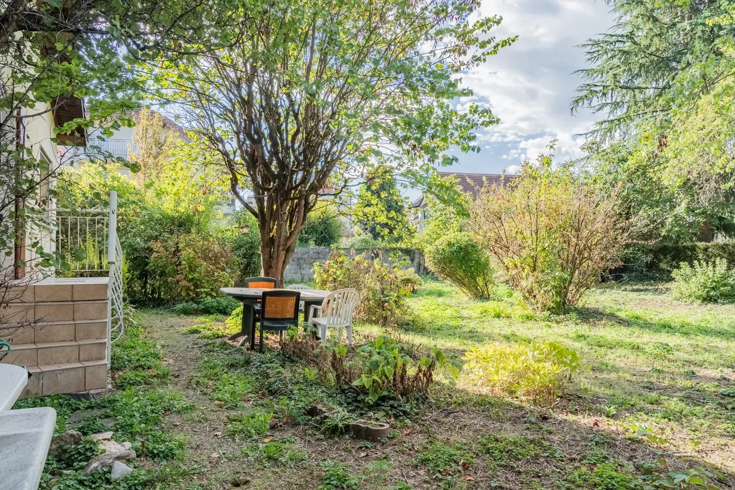 Photo 6 - Maison 4 pièces à rafraichir - 1000m2 de terrain - 8min du lac - 1km du centre ville - (74000) Annecy