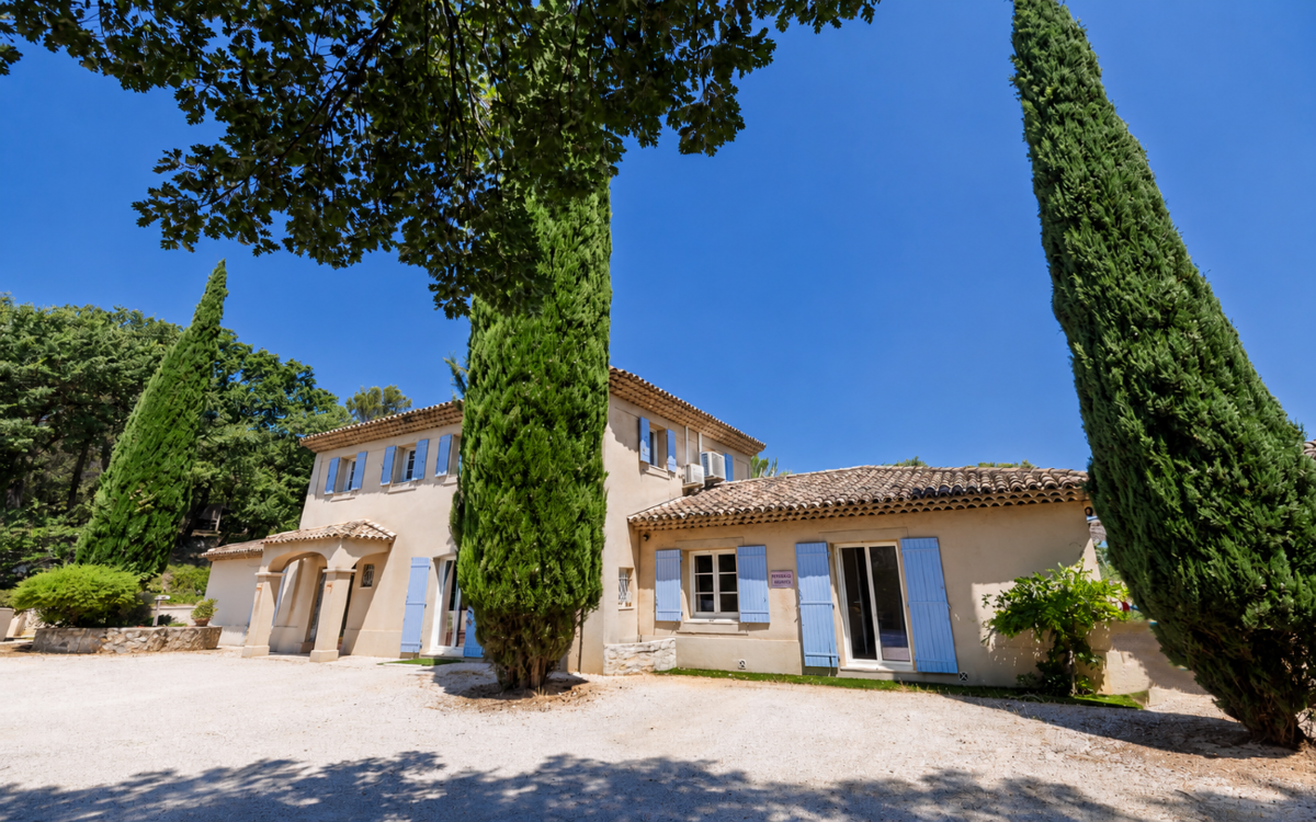 Photo 4 - Propriété avec deux maisons et dépendance - Vue Sainte-Victoire - 13 015 MIMET