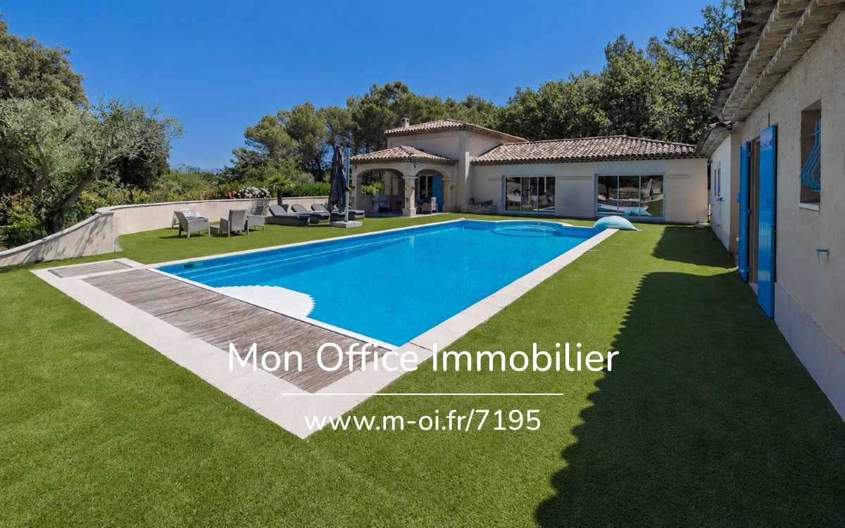Propriété avec deux maisons et dépendance - Vue Sainte-Victoire - 13 015 MIMET — 22