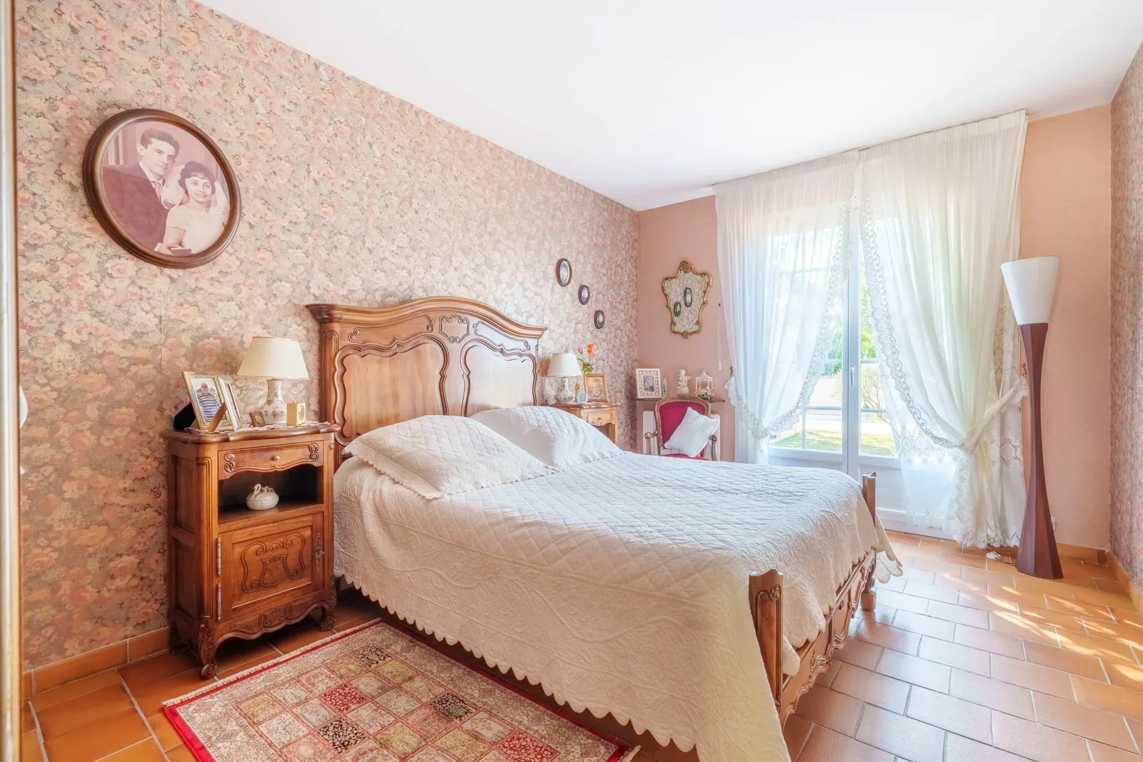 Photo 8 - Maison 5 pièces terrain 1089 m² avec piscine au calme absolu