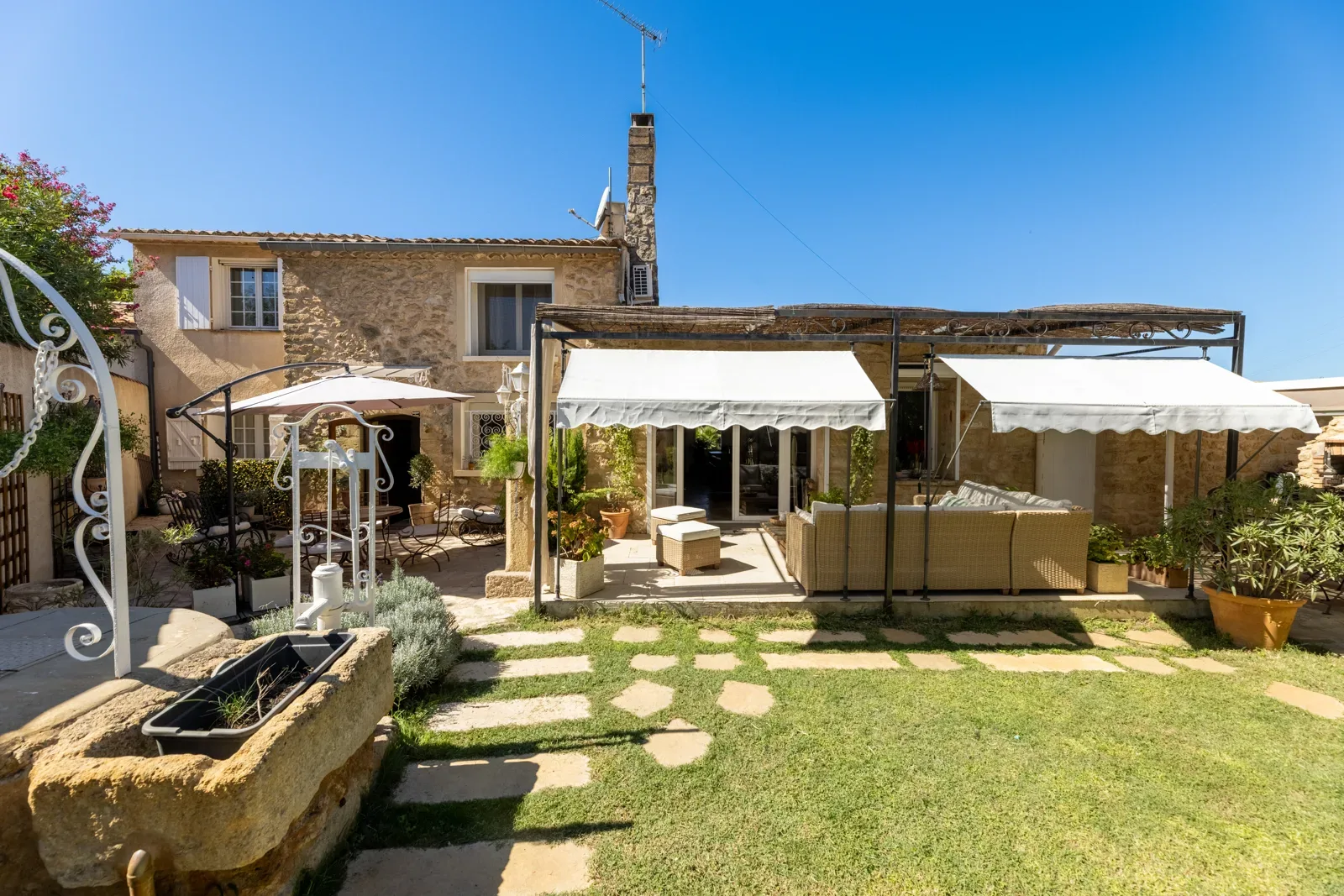 Photo 8 - Une adresse de charme au cœur de la Provence