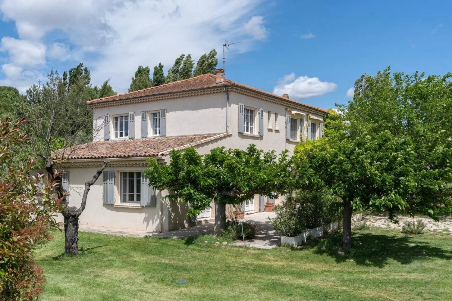 Photo 6 - Maison 8 pièces - 7 chambres dont 3 suites - 280m2 sur 3500m2 - 8min du centre ville d'Aix en Pce