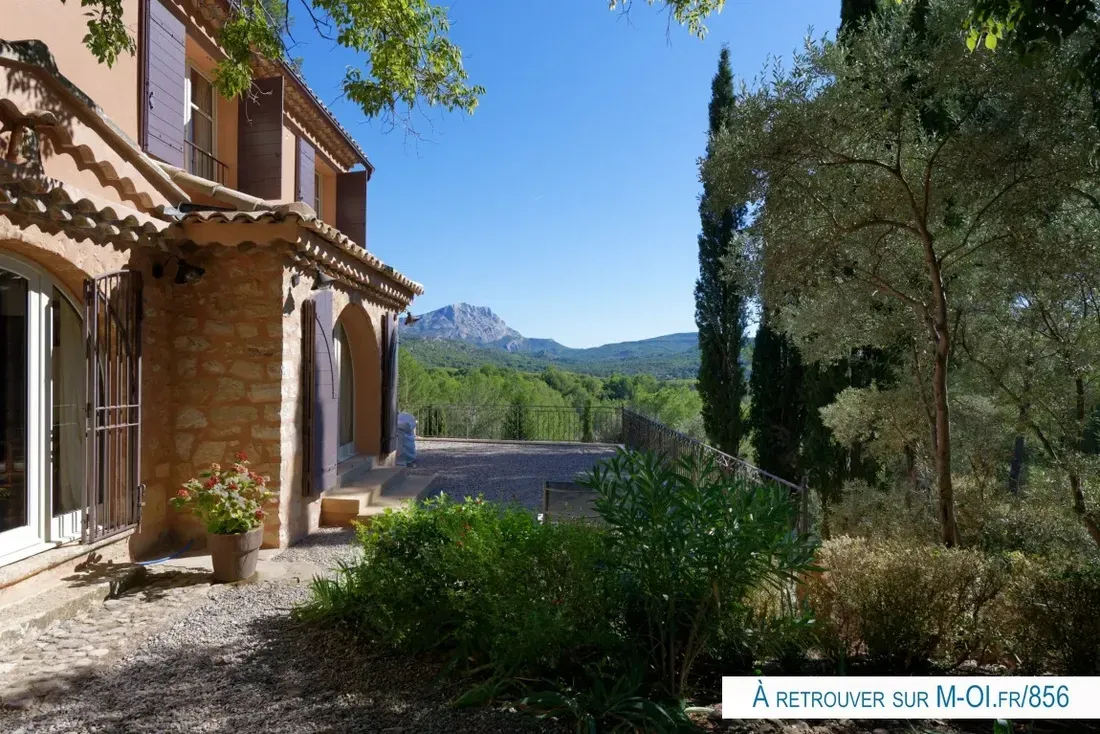 Photo 3 - VENDUE !  - Le Tholonet - Vente Bastide rénovée - 6 pièces - 200m2 - Piscine - Vue exceptionnelle