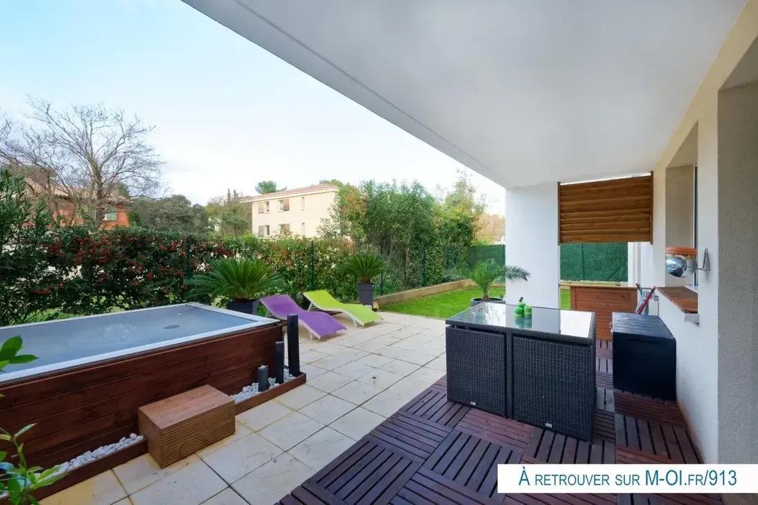 Photo 2 - VENDU Appartement - 3 pièces - 2 chambres - Terrasse - Jardin - box garage fermé