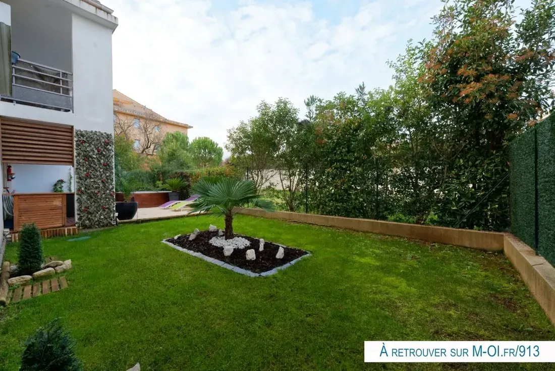 Photo 3 - VENDU Appartement - 3 pièces - 2 chambres - Terrasse - Jardin - box garage fermé