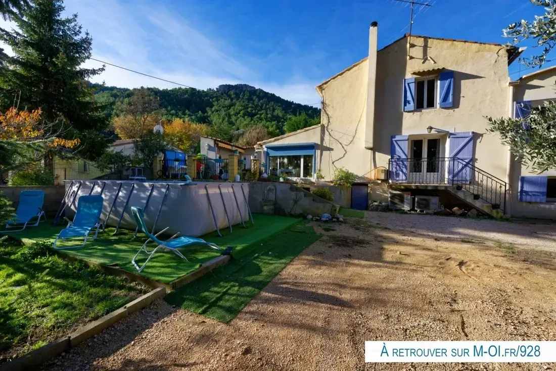 Photo 3 - 13119 - Saint-Savournin - VENDU Maison 101m2 - 4 chambres - cave- garage- 900m2 de terrain