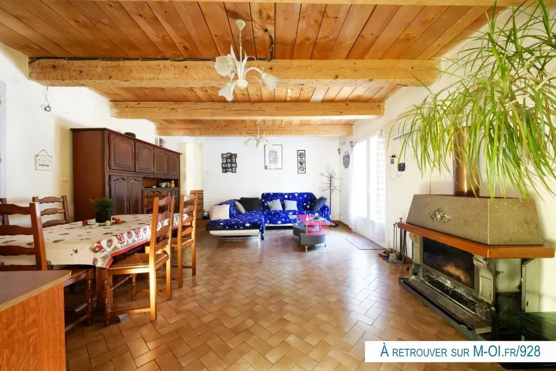 Photo 4 - 13119 - Saint-Savournin - VENDU Maison 101m2 - 4 chambres - cave- garage- 900m2 de terrain