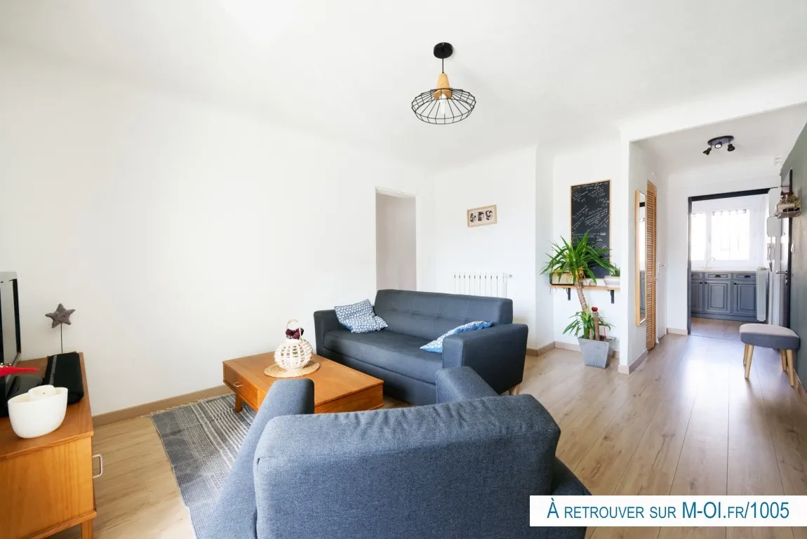 Photo 3 - --- SOUS COMPROMIS --- APPARTEMENT T3  65 M2  Centre vile  - Salon-de-Provence 13 300
