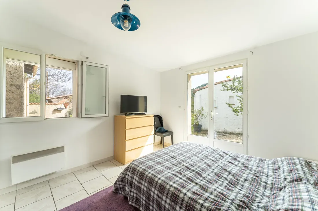 Photo 5 - Maison 4 pièces à Mazaugues (83136)