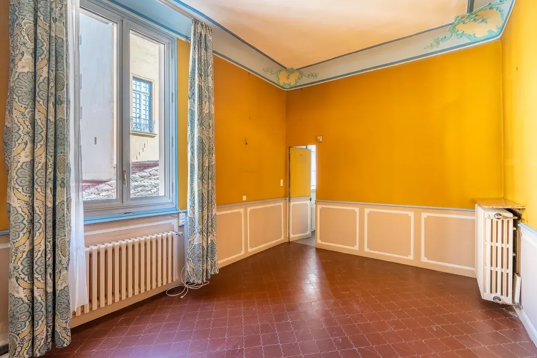 Photo 3 - Appartement 5 pièces, 1er étage, parking à Aix-en-Provence (13100)