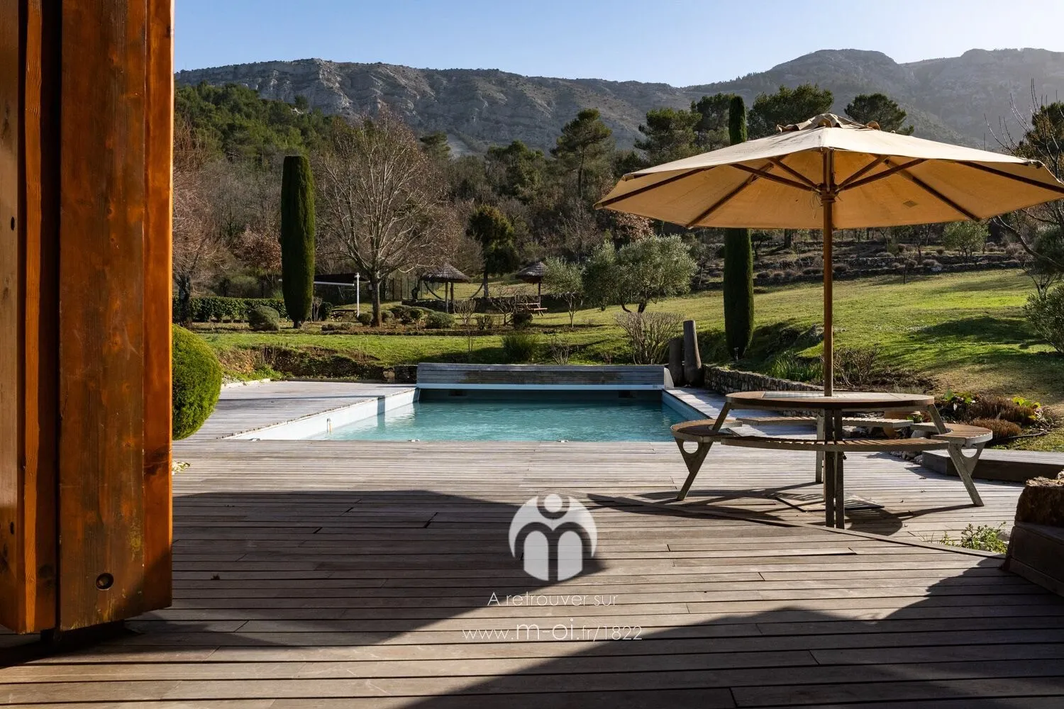 Photo 3 - VENDUE - Propriété à Vauvenargues (13126) - 490m2 sur 24ha - Piscine - Tennis - vue - Calme Absolu 