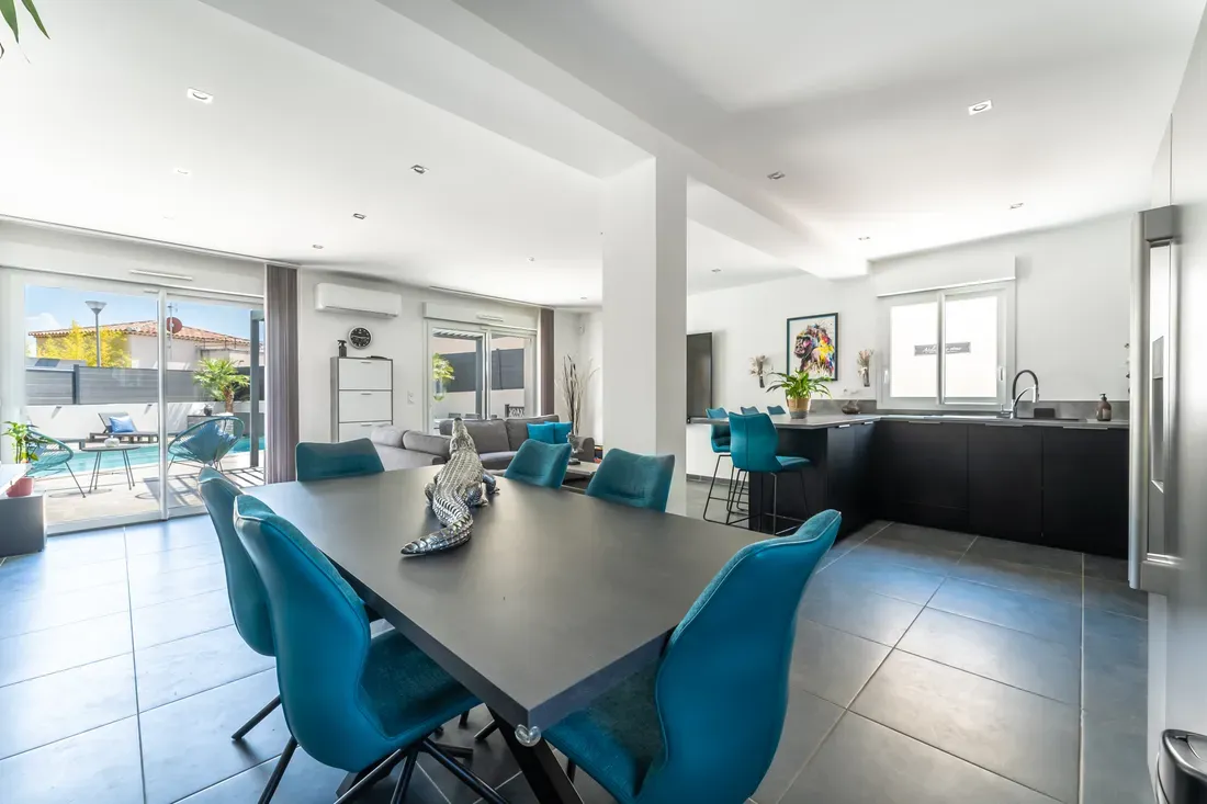 Photo 4 - Villa 2020 à Calas(13480)EXCLU:  115m2 - 3 chambres+ bureau- piscine sel - buanderie- carport