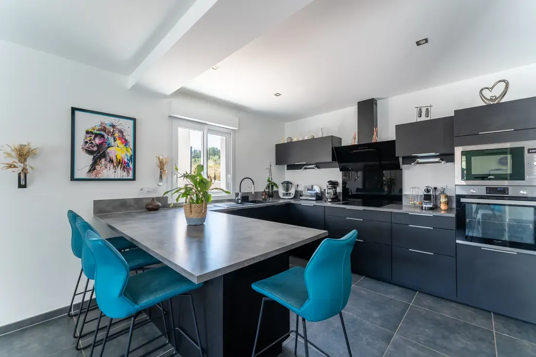 Photo 5 - Villa 2020 à Calas(13480)EXCLU:  115m2 - 3 chambres+ bureau- piscine sel - buanderie- carport