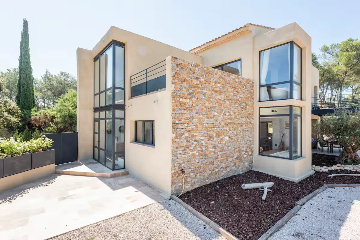 Photo 2 - Propriété - 9 pièces - 7 chambres - 310m2 - Calme absolu - Vue Sainte Victoire - Piscine - Fuveau - 13710