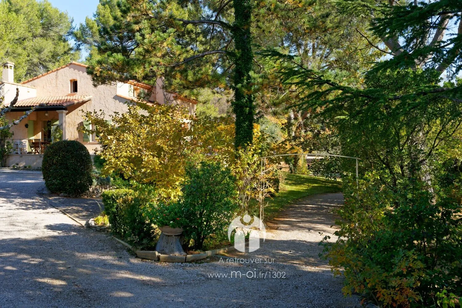 Photo 2 - Exclusivité - 13112 - La Destrousse - Vente Maison - 6 pièces - 3200m2 Jardin