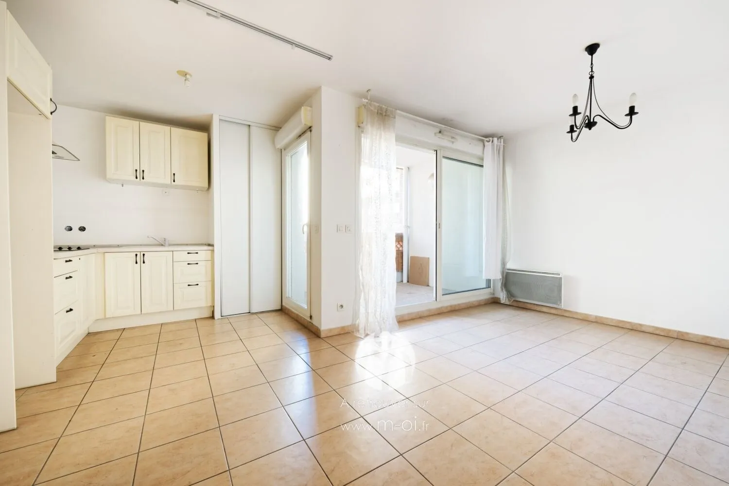 Photo 4 - SOUS COMPROMIS - 13004 - Marseille - QUARTIER LONGCHAMP - Appartement T2 de 2008 - Terrasse - Parking privatif 