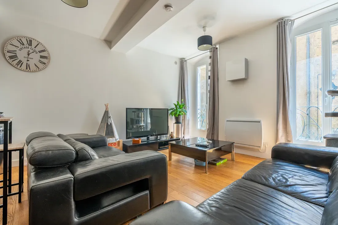 Photo 1 - Appartement 46m2 à Jouques (13490)VENDU: coin chambre- salle d'eau + WC séparé - CALME