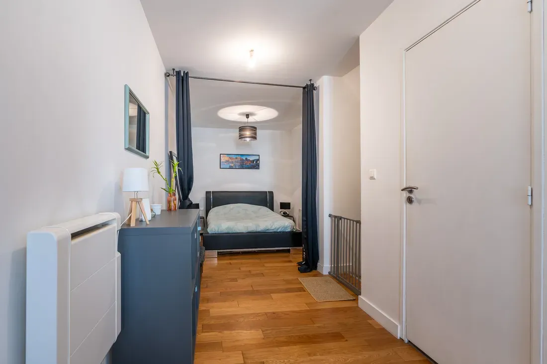 Photo 5 - Appartement 46m2 à Jouques (13490)VENDU: coin chambre- salle d'eau + WC séparé - CALME