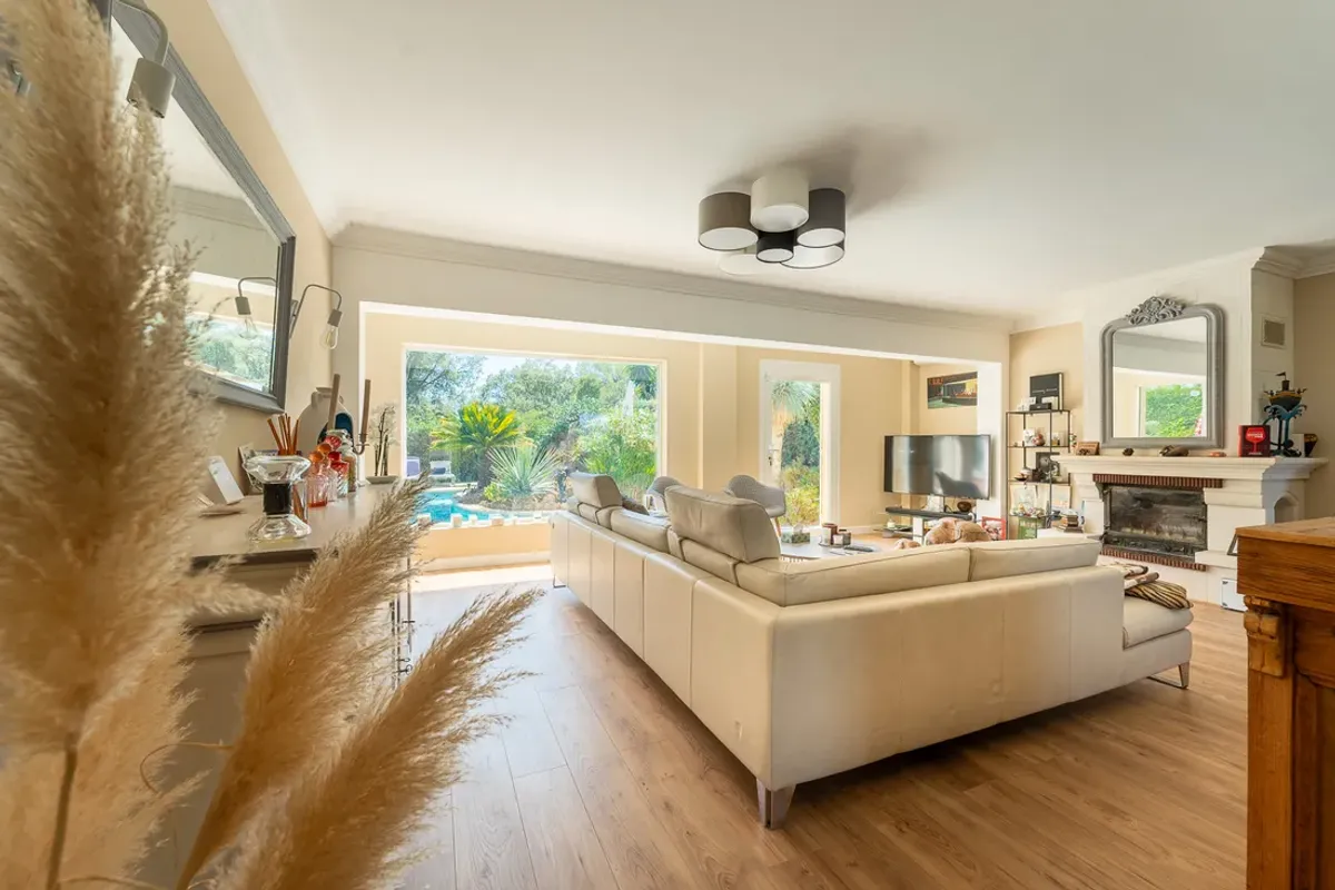 Photo 4 - SOUS COMPROMIS! EXCLUSIVITE! Maison dans les golfs