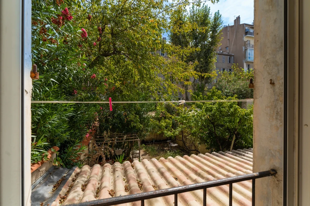Photo 1 - Appartement 2 pièces 13005 marseille rue melchion