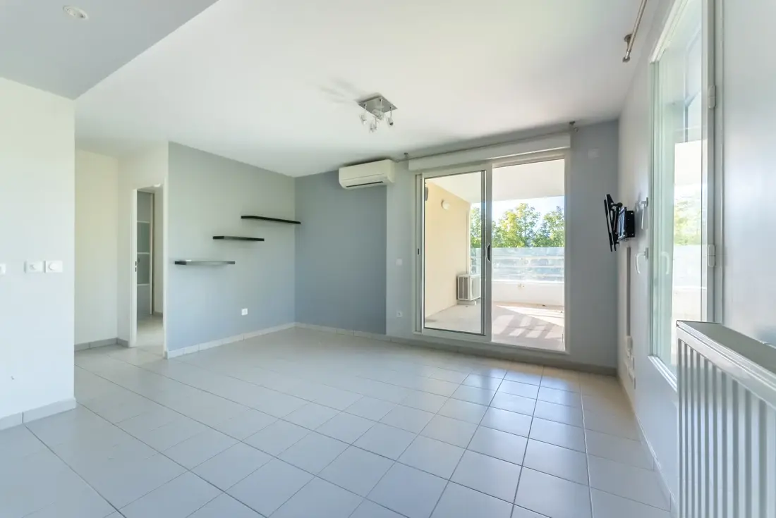 Photo 4 - Appartement 3 pièces avec terrasse et place de parking privative secteur les Trois-Lucs, limitrophe La Valentine