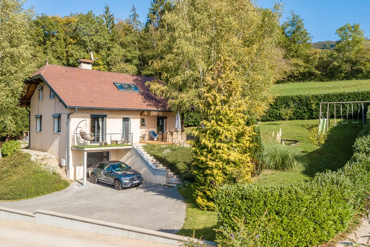 Photo 4 - Maison 5 pièces - Piscine - garage, cave et cellier - Vue dégagée - 74330 (La Balme-de-Sillingy)