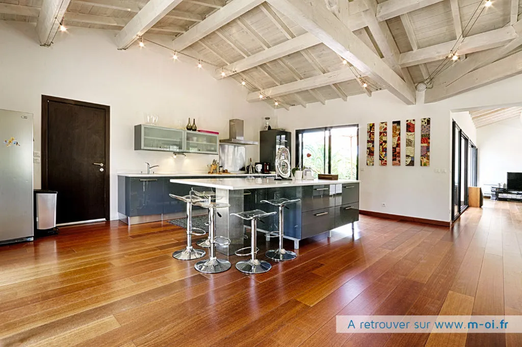 Photo 2 - VENDUE ! VILLA CONTEMPORAINE Eguilles T6 284 m2 sur 6882m2, Piscine. 10min d'Aix en Provence