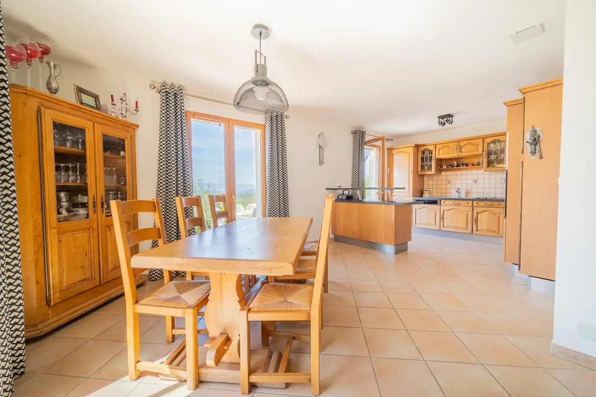 Photo 3 - Maison 6 pièce(s) avec vue panoramique, piscine, garage et cabanon de jardin à La Balme-de-Sillingy (74330)