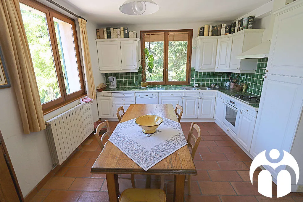 Photo 2 - Vendue - Villa T6 196m2 / 4000m2 - Piscine - Garage double - Calme Absolu