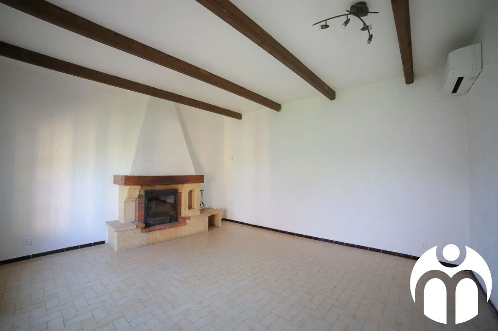Photo 5 - VENDUE - Salon de Provence (13300) - Les Viougues - Maison T3/4 de 90m2 - Terrasse - Jardin - Parking