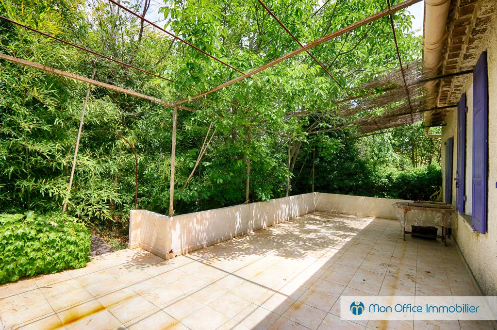Photo 1 - VENDUE - Salon de Provence  (13300) - Quartier les Viougues - Maison de 140m2 T3/4 - Terrasses 60m2 - Parking
