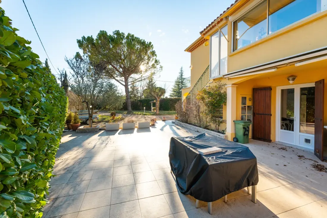 Photo 3 - Maison familiale avec dépendance et piscine