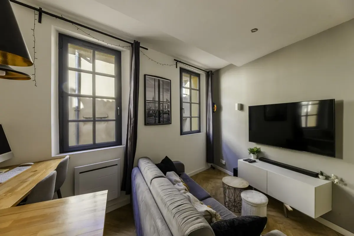 Photo 2 - Appartement - T2 - 28m2 - Centre ville historique - Rénové - Aix-en-Provence - 13100