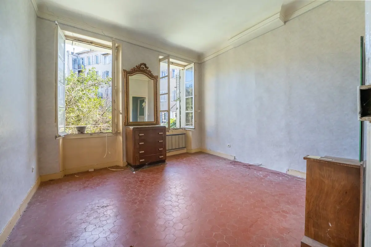 Photo 5 - En exclusivité immeuble de 4 appartements libres