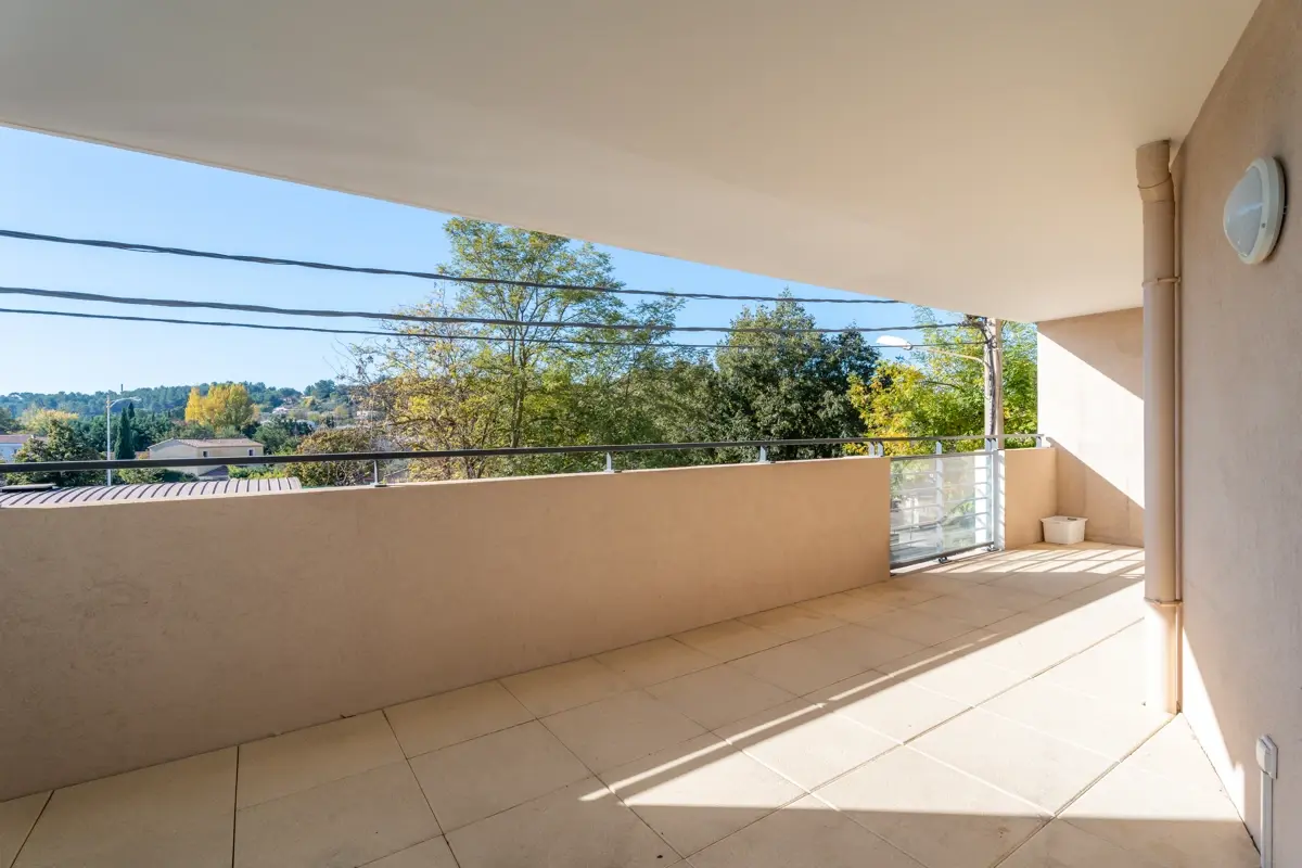 Photo 1 - Appartement T3 terrasse stationnements