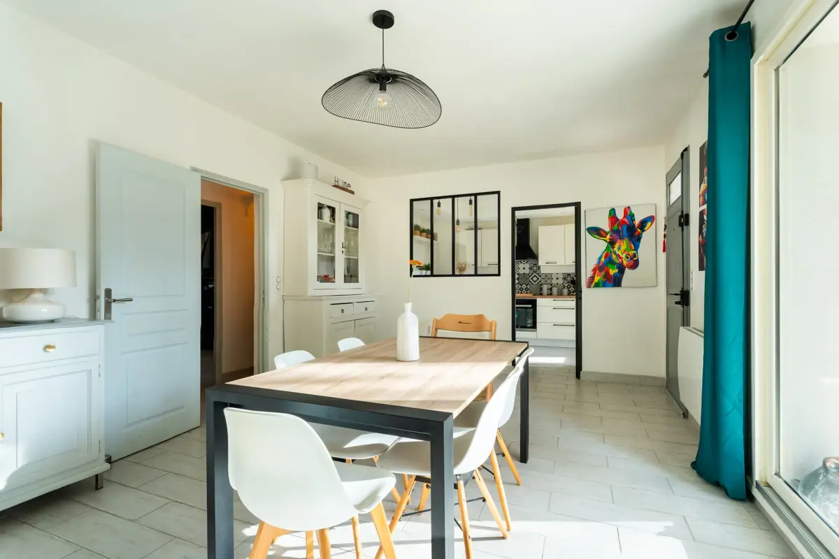 Photo 3 - Maison en rez-de-villa, 4 pièces rénovée