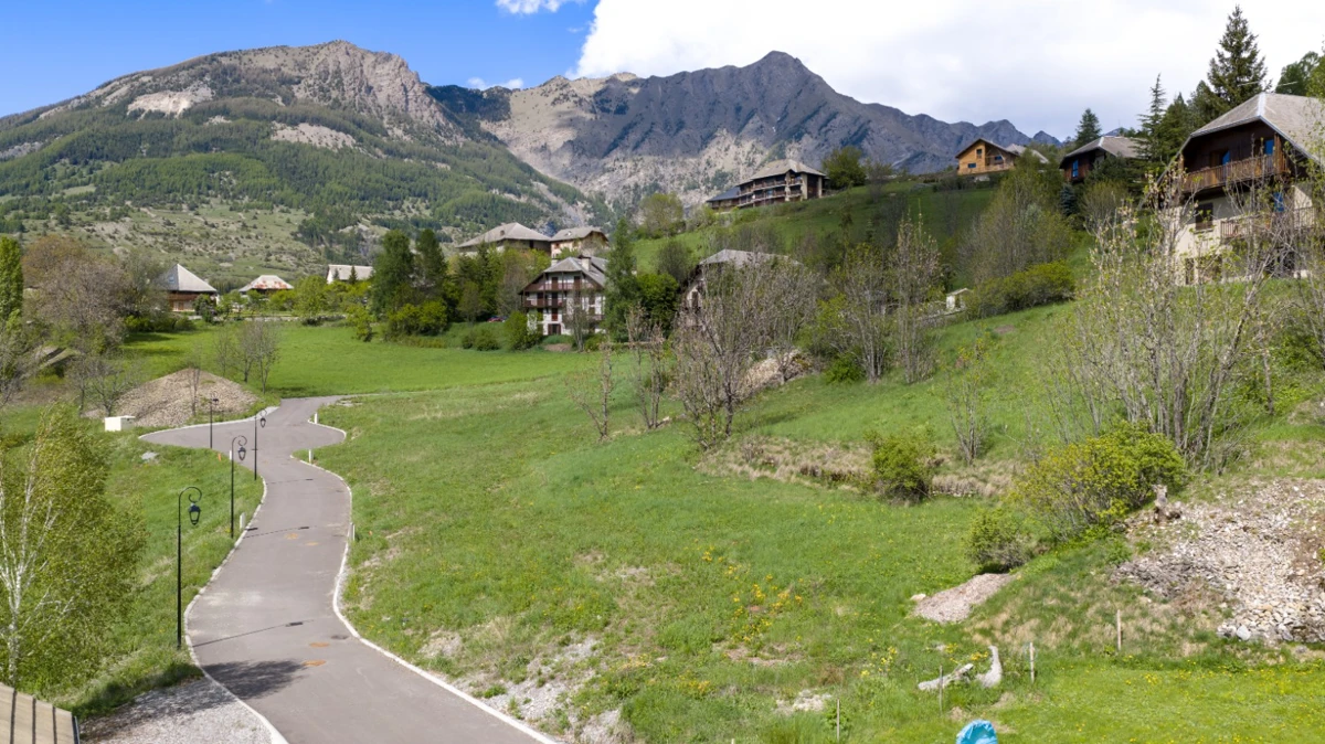 Photo 3 - Terrain viabilisé 627m²- Les Orres