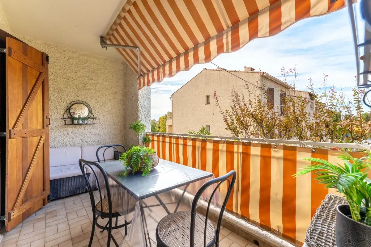 Photo 2 - Appartement à 3 minutes à pied de la plage des Lecques à Saint cyr sur mer