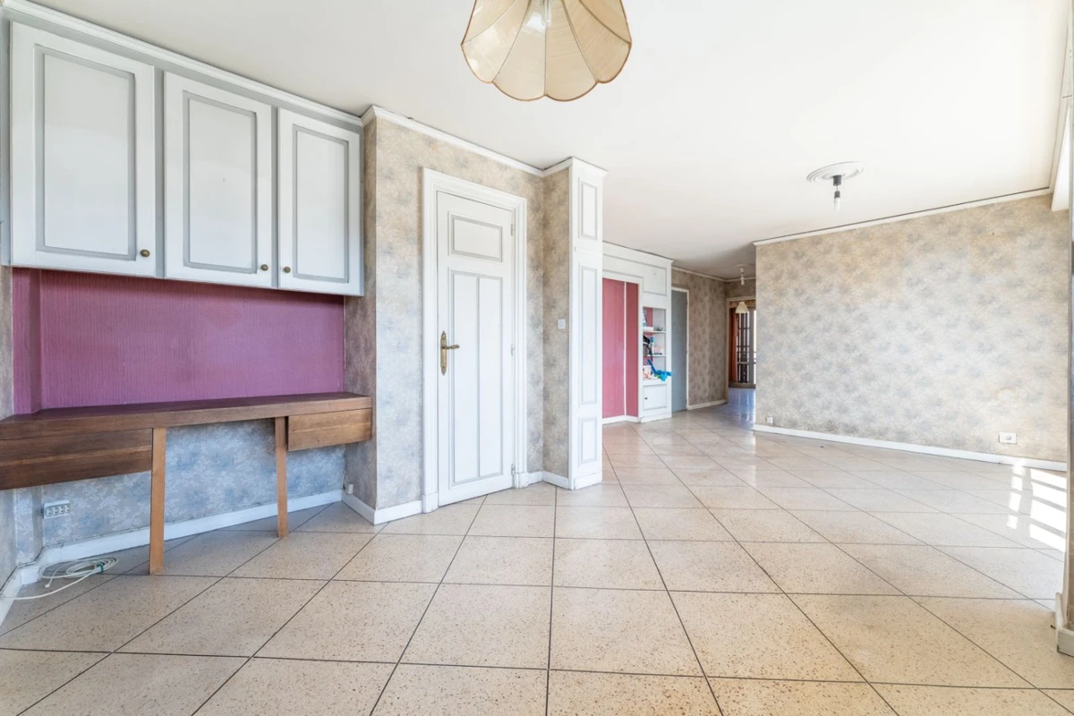 Photo 4 - Exclusivité appartement 4 pièces d’une surface de 69 m2 vue mer au 16 e étage avec ascenseur. 