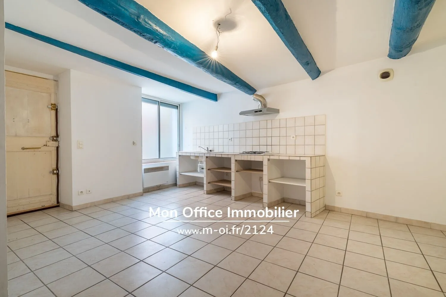 Photo 3 - RIANS(83560)-VENDU Appartement T1/2 en RDC- 38m2- plain-pied- centre-village- GARAGE 