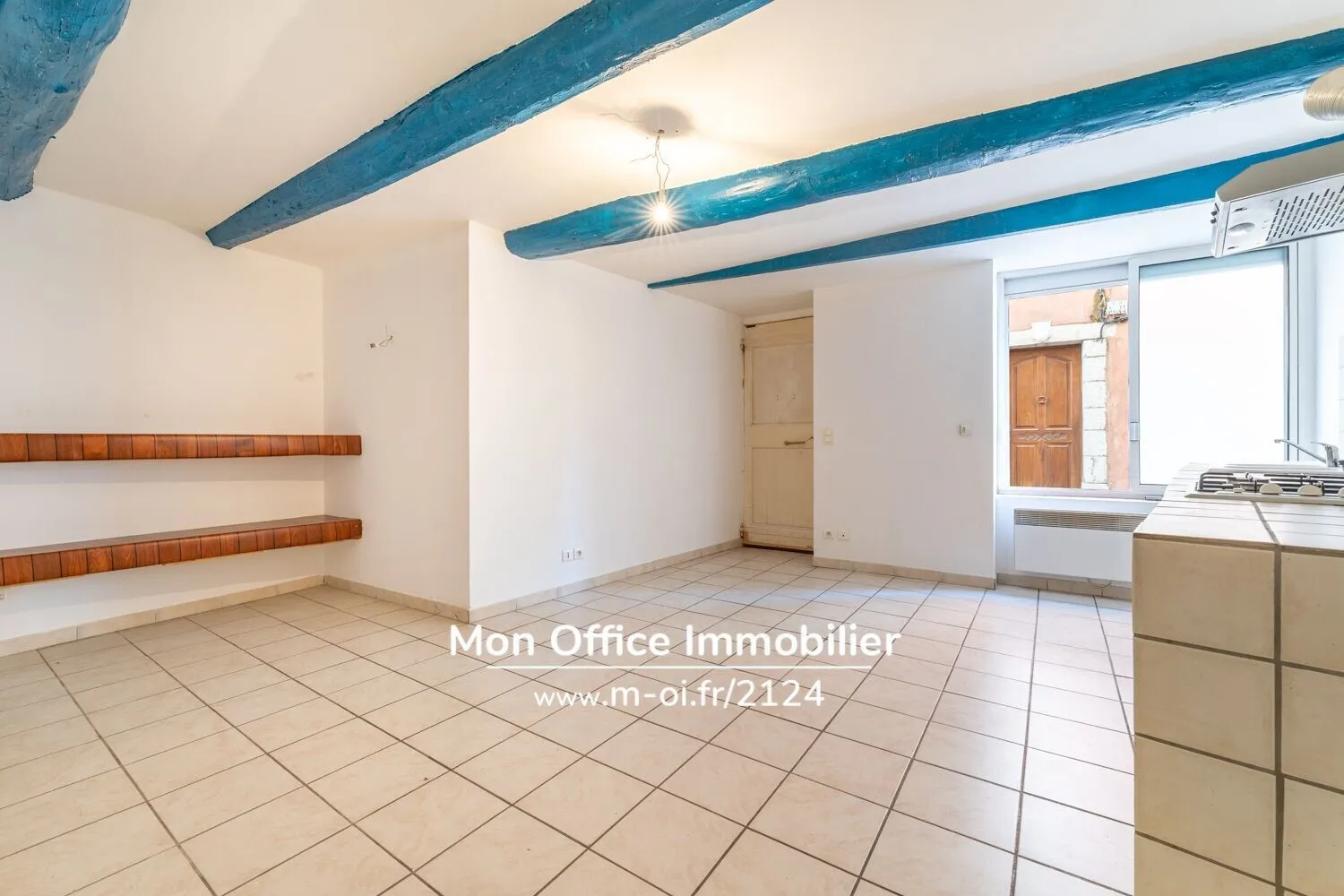 Photo 2 - RIANS(83560)-VENDU Appartement T1/2 en RDC- 38m2- plain-pied- centre-village- GARAGE 